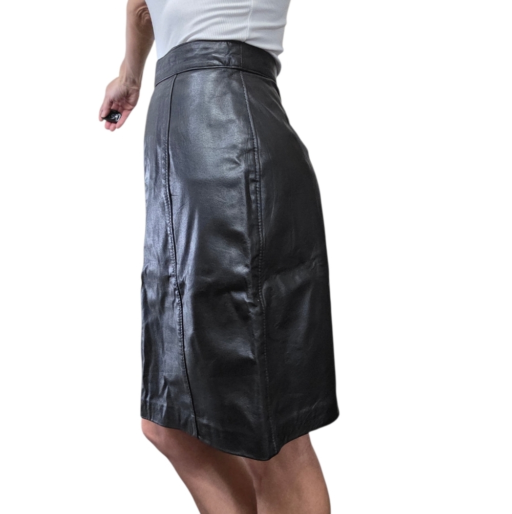 Vintage 90s Black Leather Skirt 5/6 High Waisted Mini Genuine Leather - Picture 4 of 11